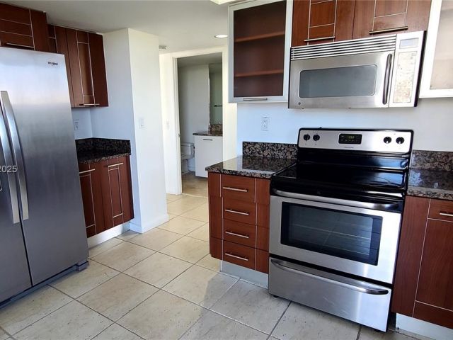 Продажа квартиры #1207 - фото 7435820