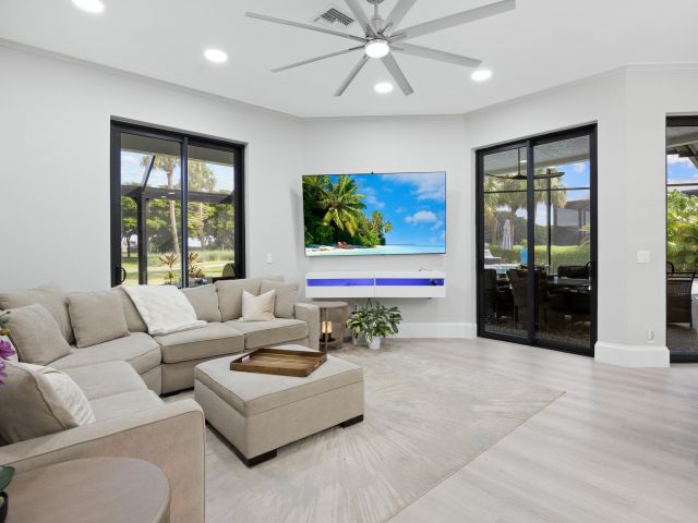 Продажа дома по адресу 10253 Shireoaks Lane - фото 6368161