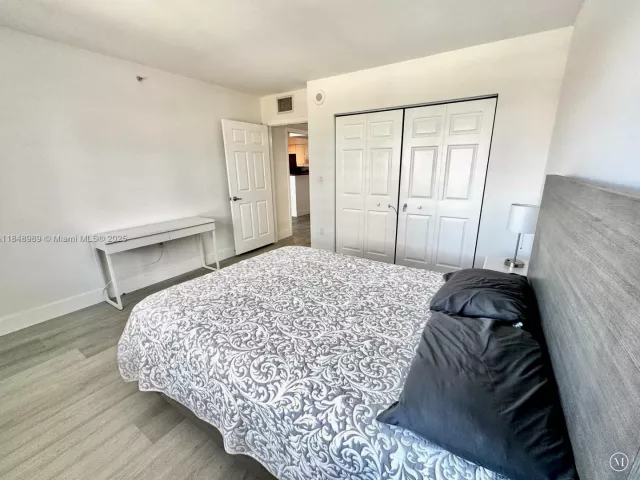 Продажа квартиры #906 - фото 6356490