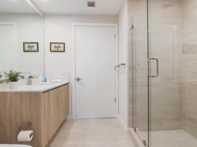 Продажа квартиры #N-805 - фото 6352671