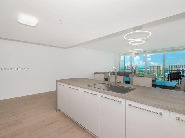 Продажа квартиры #1819 ONE LEVEL - фото 6365922