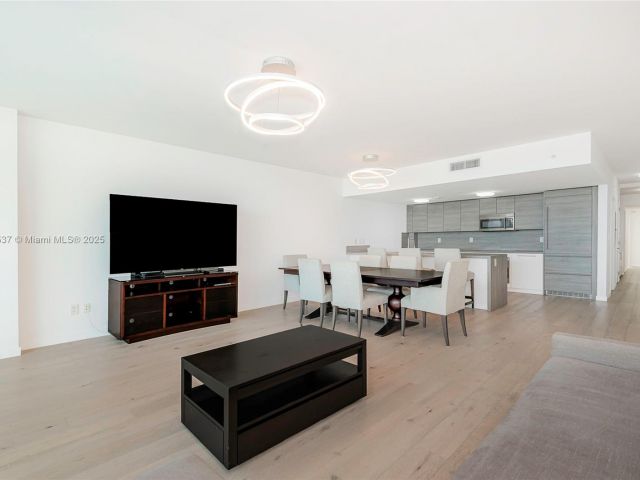 Продажа квартиры #1819 ONE LEVEL - фото 6365926