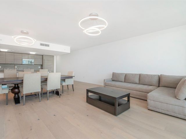 Продажа квартиры #1819 ONE LEVEL - фото 6365927