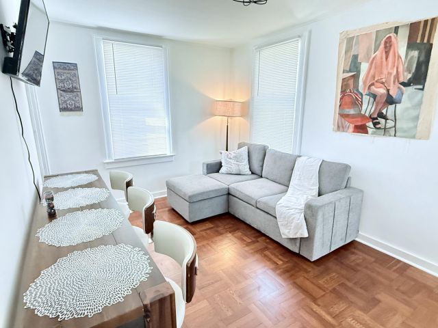 Продажа дома по адресу 3716 Morton Avenue - фото 6862508