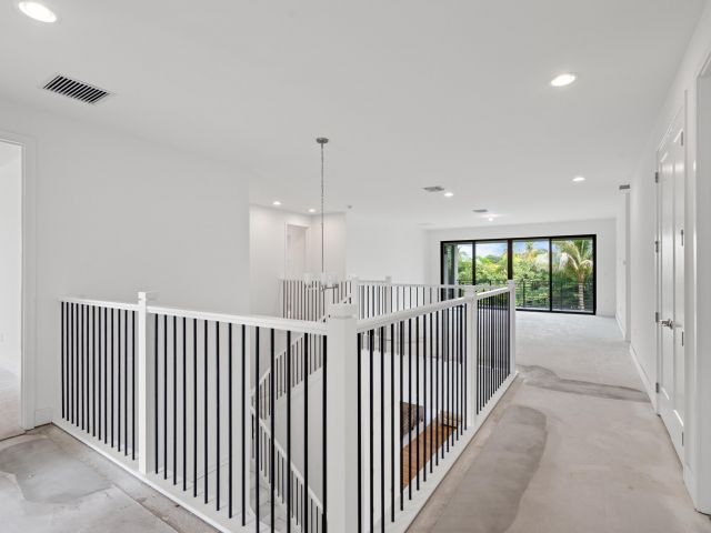 Продажа дома по адресу 8539 Ganton Drive - фото 6378247