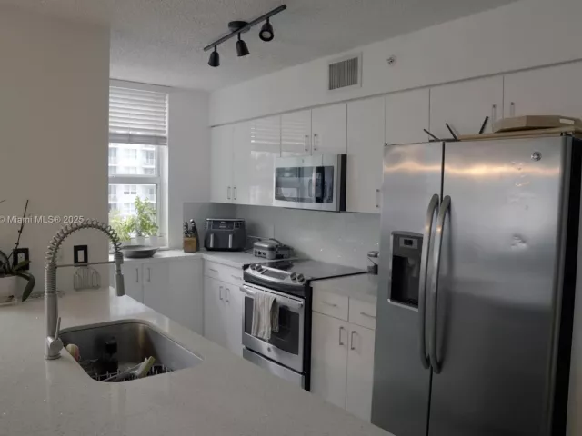 Продажа квартиры #902 - фото 6378982