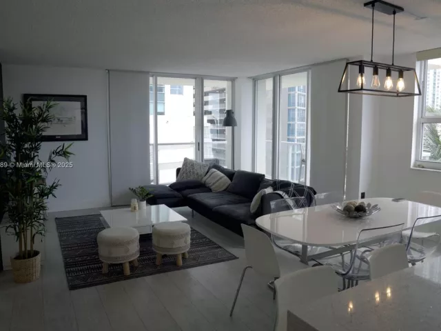 Продажа квартиры #902 - фото 6378986