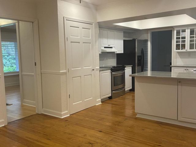 Дом в аренду по адресу 1120 SW 14th Drive - фото 6369914