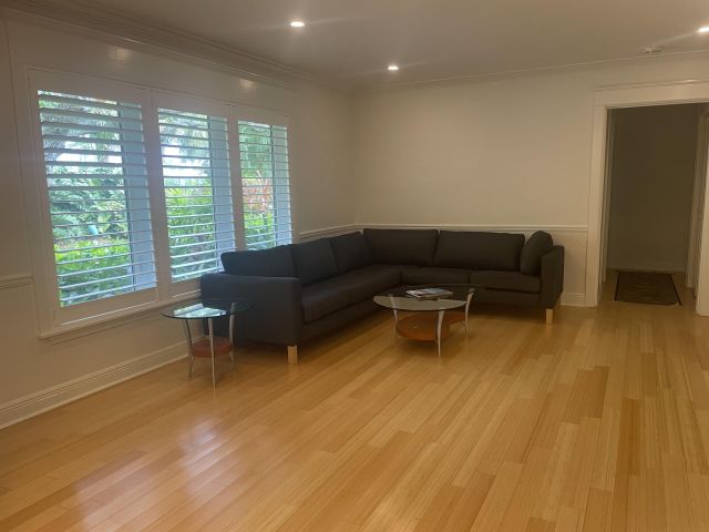 Дом в аренду по адресу 1120 SW 14th Drive - фото 6369921