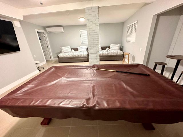 Продажа дома по адресу 601 NW 38th Street - фото 6354450