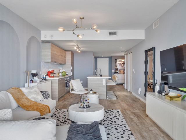 Продажа квартиры #606 - фото 6357398