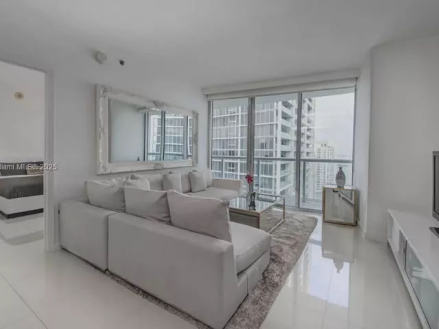 Продажа квартиры #3711 - фото 6356418