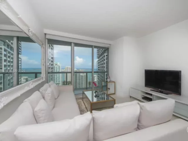 Продажа квартиры #3711 - фото 6356421