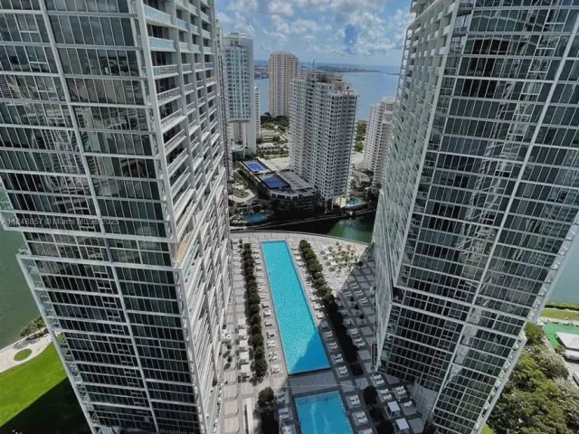 Продажа квартиры #3711 - фото 6811464