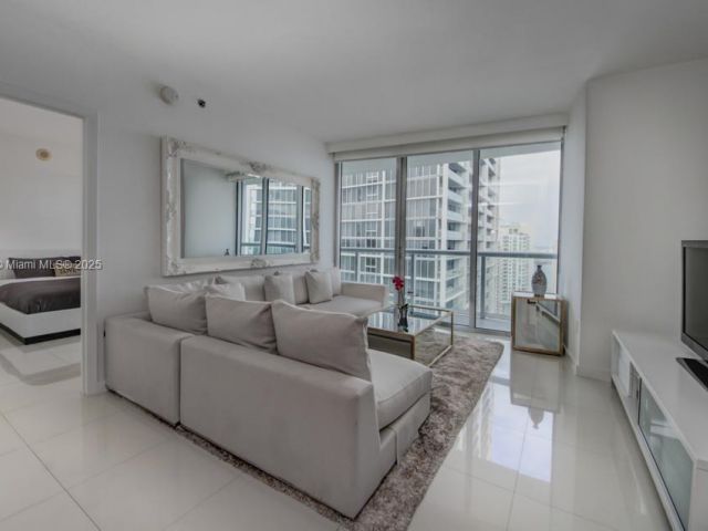 Продажа квартиры #3711 - фото 6356418