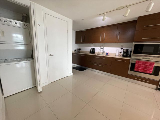 Продажа квартиры #3711 - фото 6356423