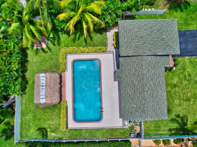 Дом в аренду по адресу 455 NE 14th Street - фото 6364166