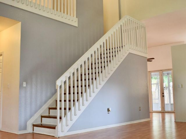 Продажа дома по адресу 1430 SE 22nd Lane - фото 6652503