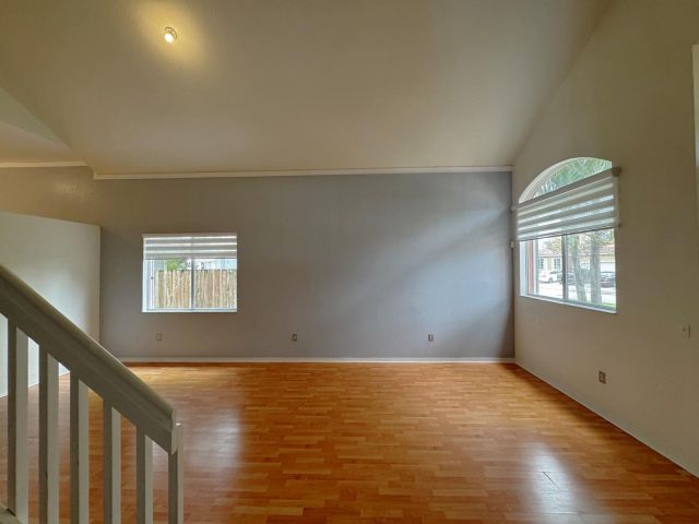 Продажа дома по адресу 1430 SE 22nd Lane - фото 6652504