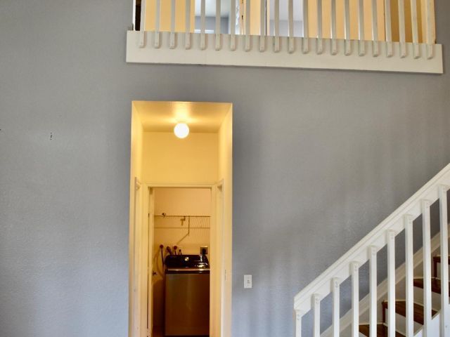 Продажа дома по адресу 1430 SE 22nd Lane - фото 6652505