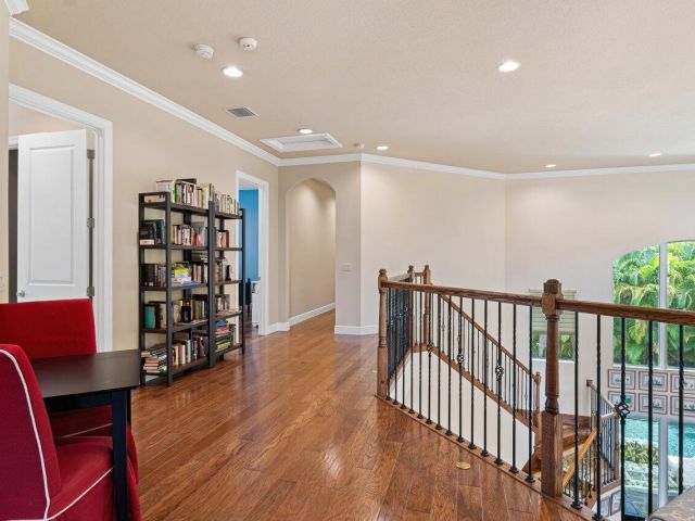 Продажа дома по адресу 6464 Bellamalfi Street - фото 6378171