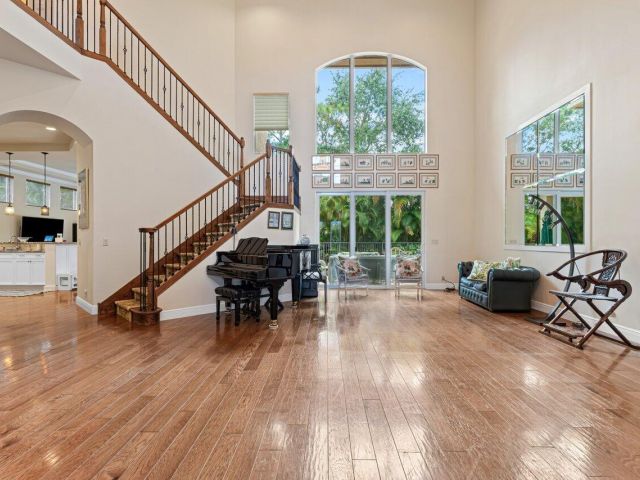 Продажа дома по адресу 6464 Bellamalfi Street - фото 6378180