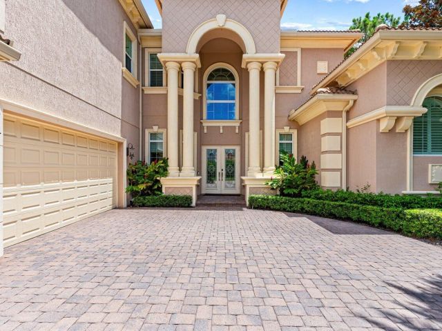 Продажа дома по адресу 6464 Bellamalfi Street - фото 6378181