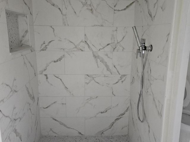 Продажа дома по адресу 21109 NE 3 Court - фото 6363460