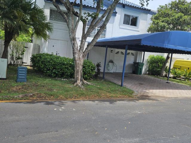 Продажа дома по адресу 21109 NE 3 Court - фото 6363468