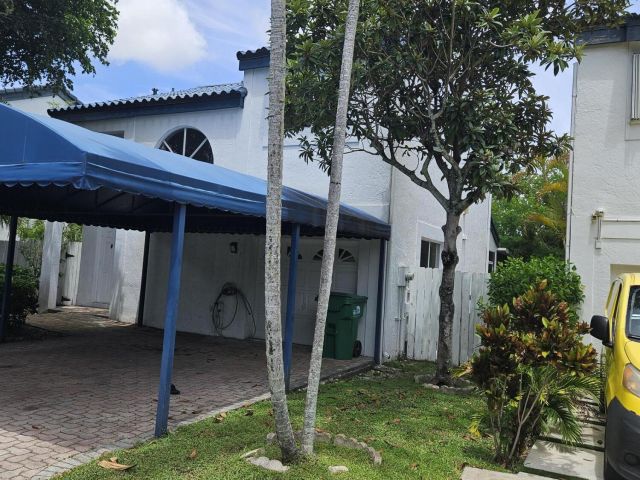 Продажа дома по адресу 21109 NE 3 Court - фото 6363472