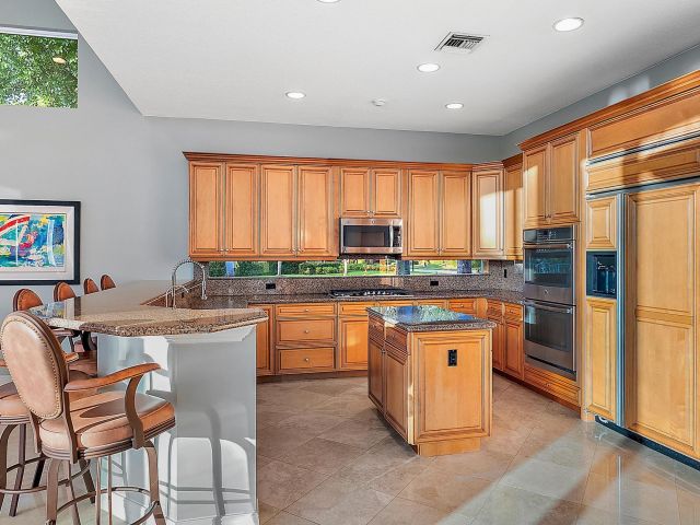 Продажа дома по адресу 10873 Egret Pointe Lane - фото 6359765