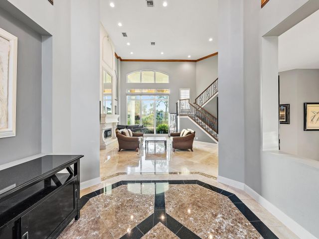 Продажа дома по адресу 10873 Egret Pointe Lane - фото 6359772