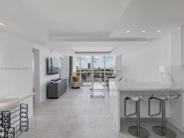 Продажа квартиры #1515 - фото 6406075