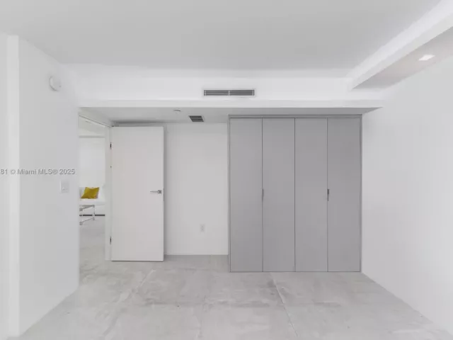 Продажа квартиры #1515 - фото 6406076