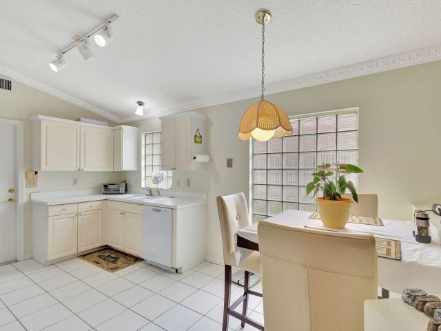 Продажа дома по адресу 1011 Aspri Way - фото 6386139