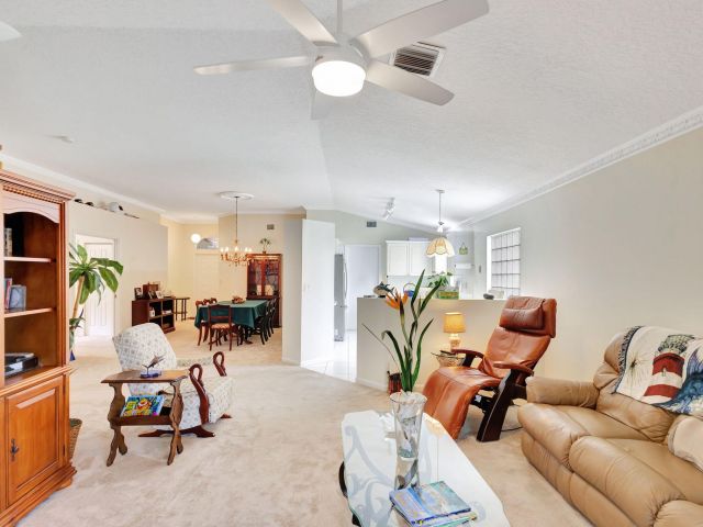 Продажа дома по адресу 1011 Aspri Way - фото 6386140