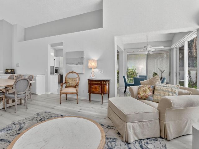 Продажа дома по адресу 5326 NW 21st Avenue - фото 6365768