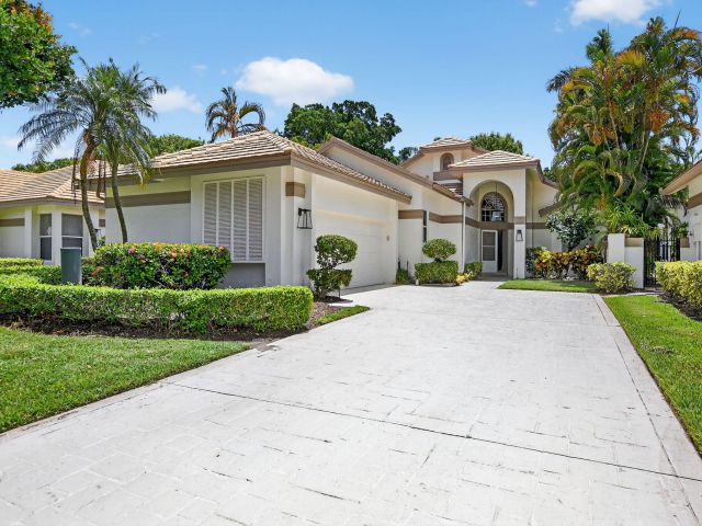 Продажа дома по адресу 5326 NW 21st Avenue - фото 6365778