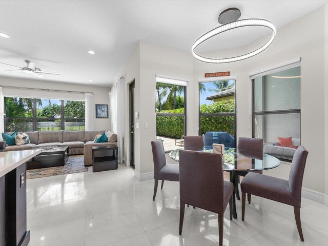 Дом в аренду по адресу 16615 Germaine Drive - фото 6416476