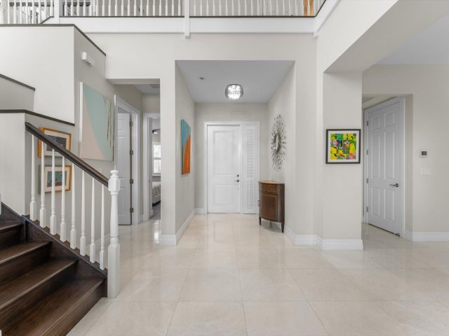 Дом в аренду по адресу 16615 Germaine Drive - фото 6416484