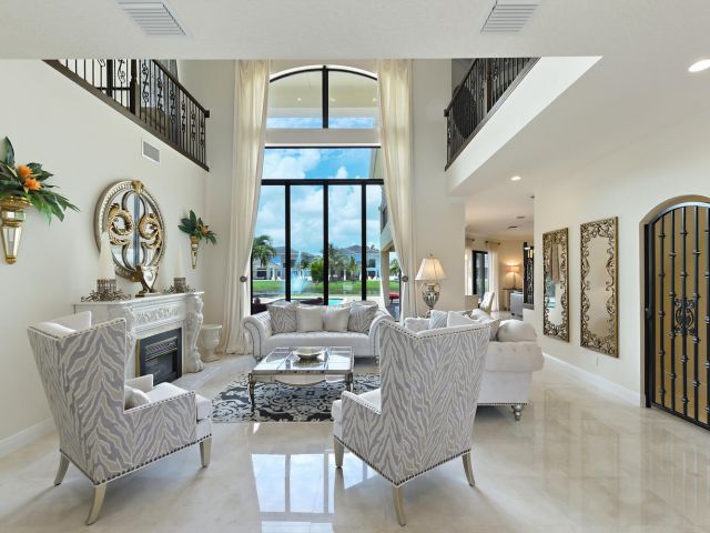 Дом в аренду по адресу 6950 NW 26th Way NW - фото 6363844