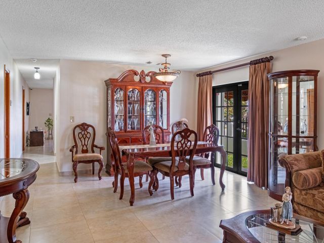 Продажа дома по адресу 13401 SW 30th Street - фото 6363425