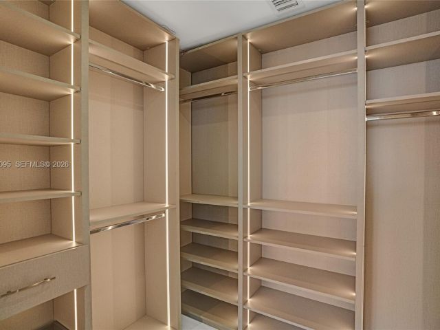 Продажа квартиры #806 - фото 6400783