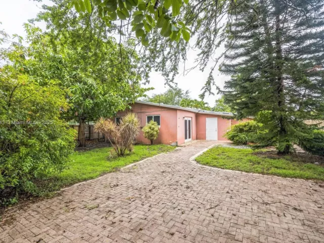 Продажа дома по адресу 7331 Cleveland St - фото 7576182