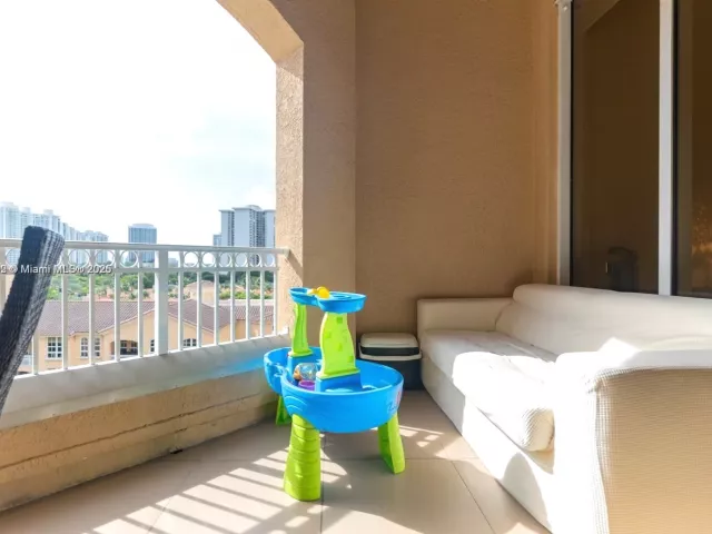 Продажа квартиры #710 - фото 6366093