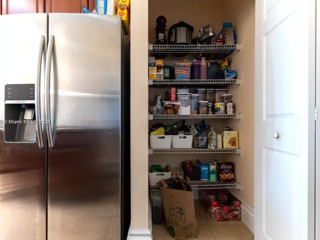 Продажа квартиры #710 - фото 6366085