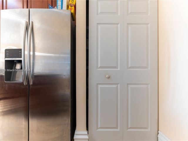 Продажа квартиры #710 - фото 6366086