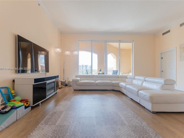 Продажа квартиры #710 - фото 6366101