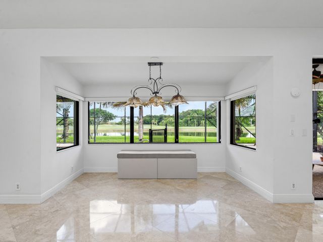 Дом в аренду по адресу 10391 Boca Woods Lane - фото 6365868