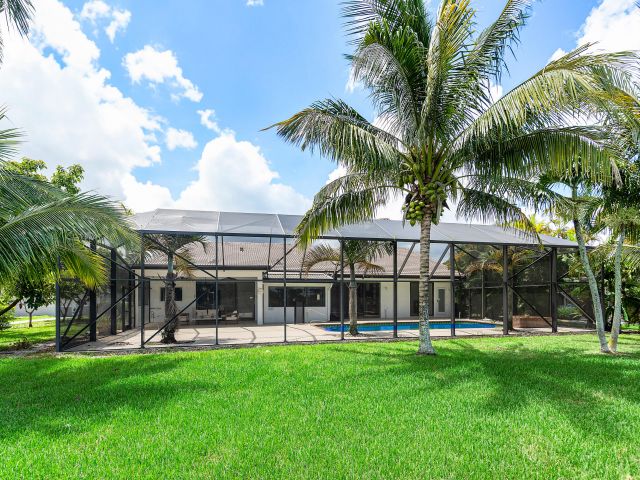 Дом в аренду по адресу 10391 Boca Woods Lane - фото 6365875